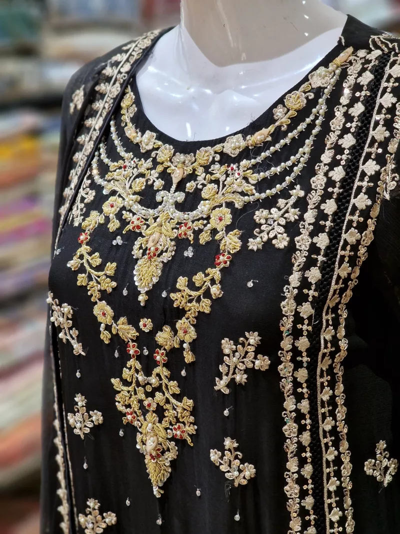 Agha Noor 3pc Chiffon Embroidered Suit ’23 | S104 - Patel Brothers NX 7