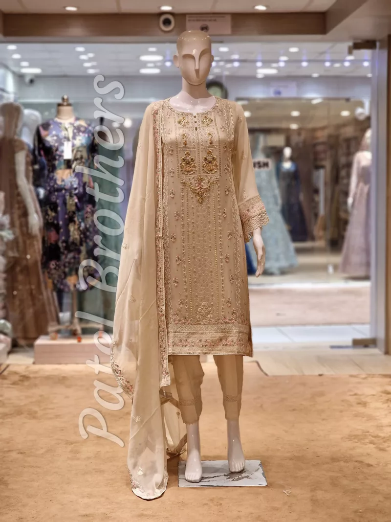 Agha Noor 3pc Chiffon Embroidered Suit ’23 | S105 - Patel Brothers NX 3
