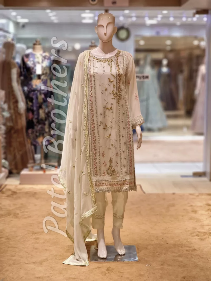 Agha Noor 3pc Chiffon Embroidered Suit ’23 | S107 - Patel Brothers NX 3