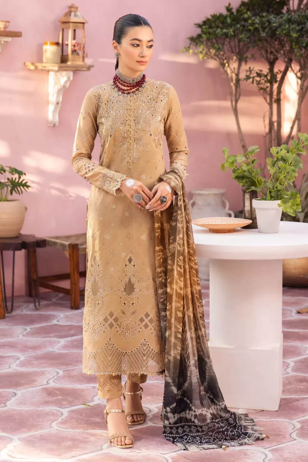 Iznik | JUMAN - Patel Brothers NX 3