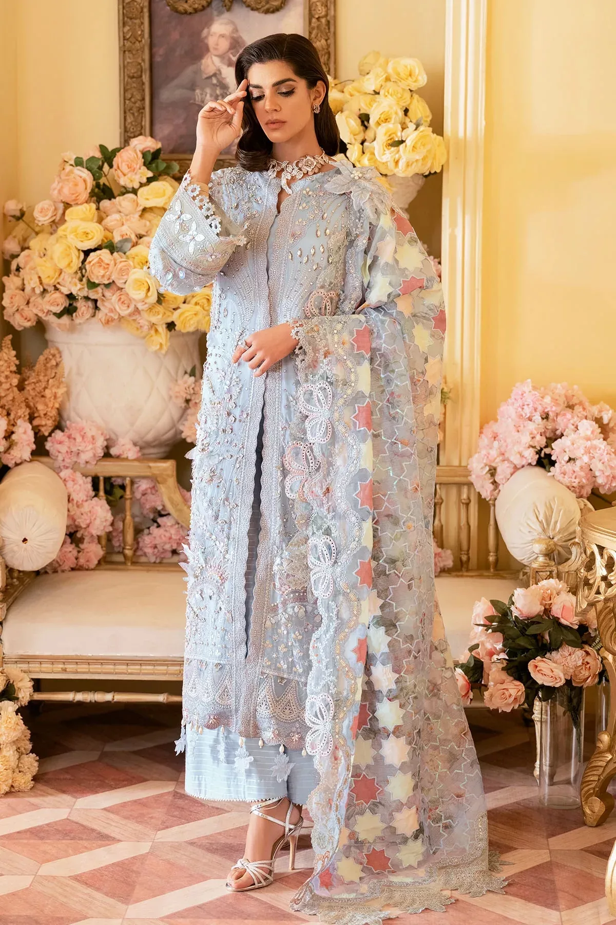 The Secret Garden – Royal Palace By Nureh | NL-49 - Patel Brothers NX 3