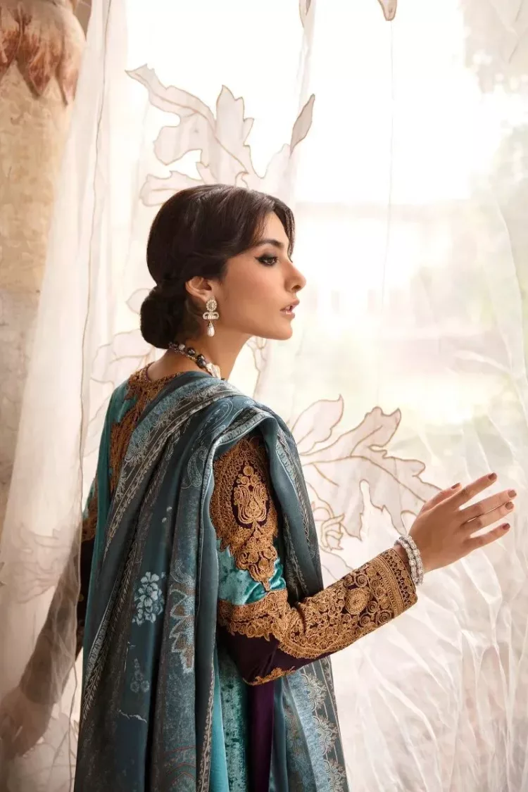 Sana Safinaz Winter Luxury Collection ’22 -V221-005-CL - Patel Brothers NX 8