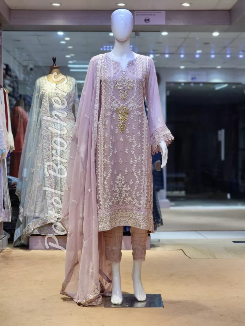 Agha Noor 3pc Chiffon Embroidered Suit ’23 | S205 - Patel Brothers NX 3