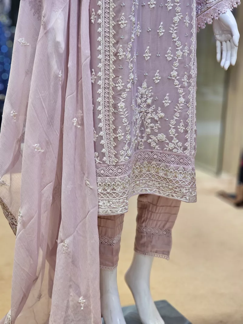 Agha Noor 3pc Chiffon Embroidered Suit ’23 | S205 - Patel Brothers NX 5