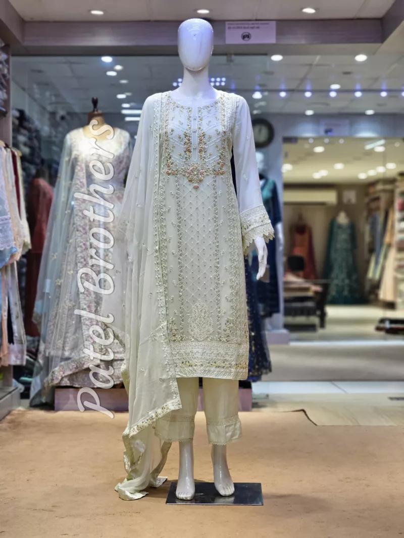 Agha Noor 3pc Chiffon Embroidered Suit ’23 | S210 - Patel Brothers NX 3