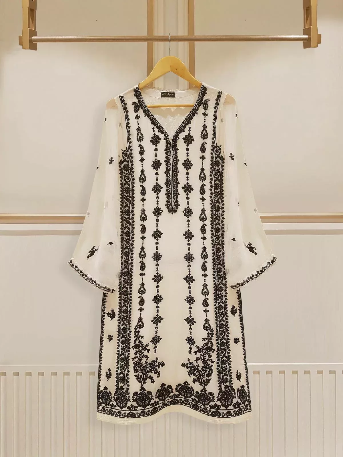 Pure Chiffon Beautiful Embroidered Shirt And Pants S106823 - Patel Brothers NX 3