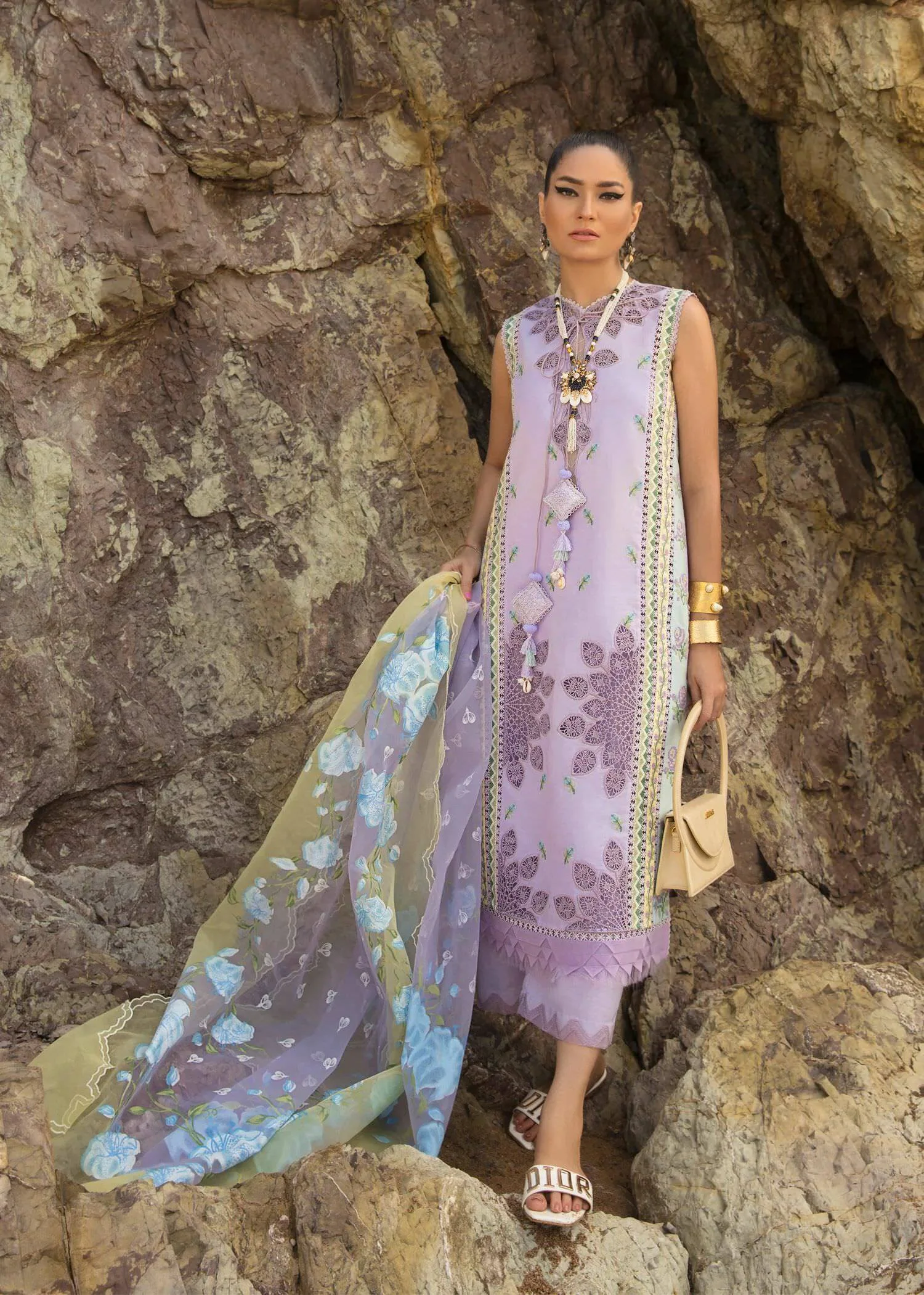 An Ode to Cross Stitch – D5 A by Crimson - Patel Brothers NX 3 An Ode to Cross Stitch – D5 A by Crimson - Patel Brothers NX 3