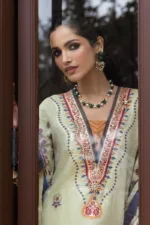 Jacquard Lawn 25′ Hemline Seraph – Letizia - Patel Brothers NX 21